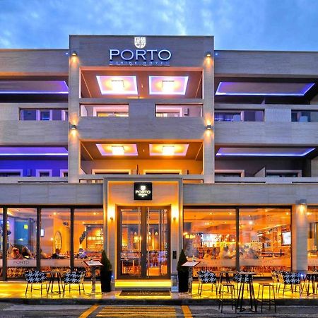 Porto Marine Hotel ปลาตาโมนาส ภายนอก รูปภาพ