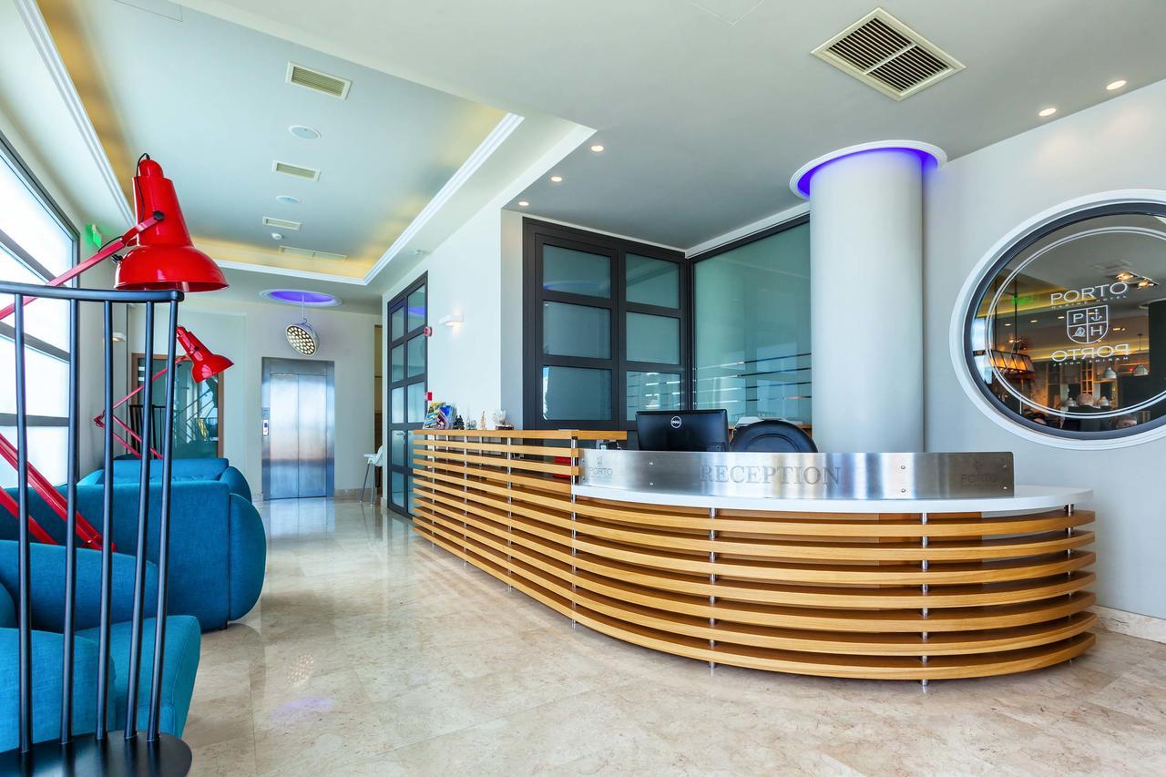 Porto Marine Hotel ปลาตาโมนาส ภายนอก รูปภาพ