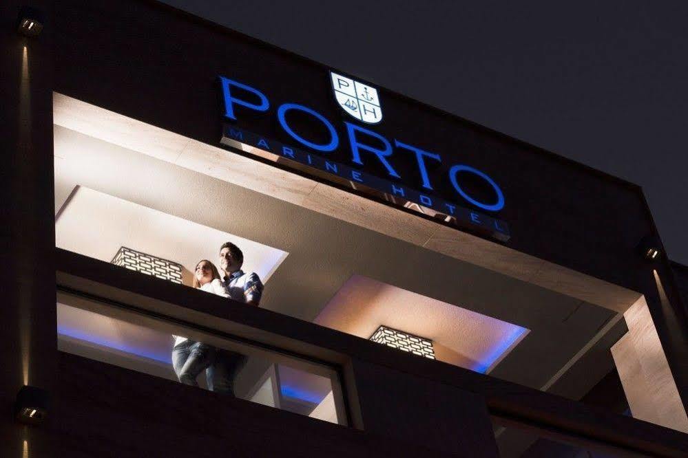 Porto Marine Hotel ปลาตาโมนาส ภายนอก รูปภาพ